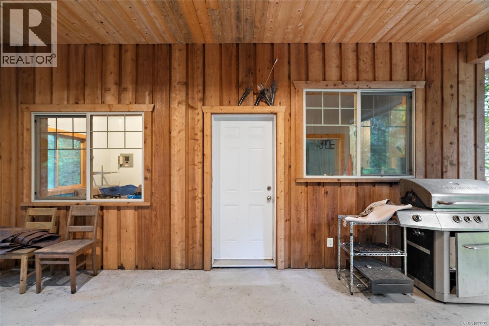 345 Evergreen Lane - Image 10