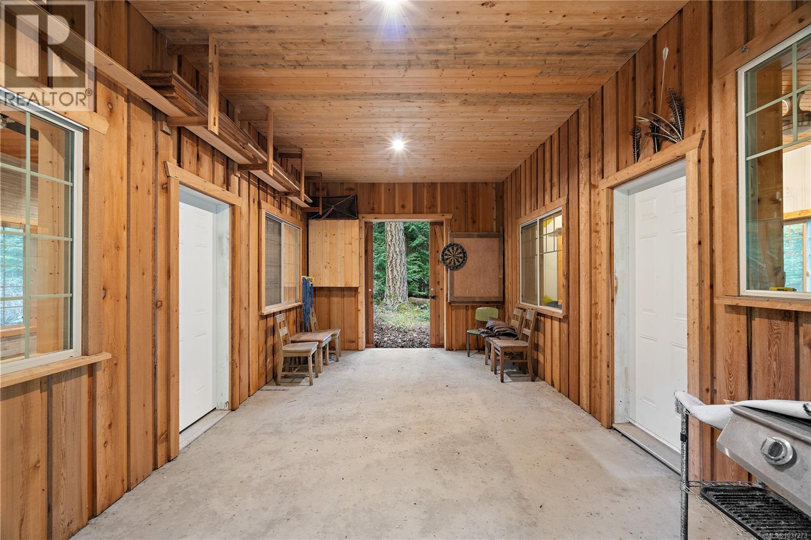 345 Evergreen Lane - 9