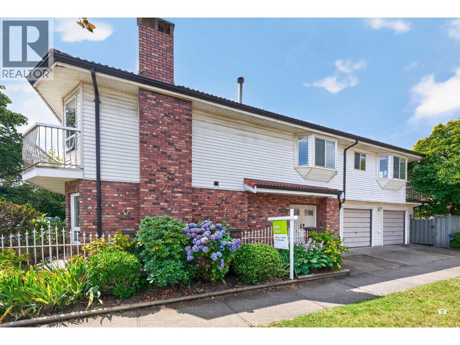 196 E 58TH AVENUE, Vancouver