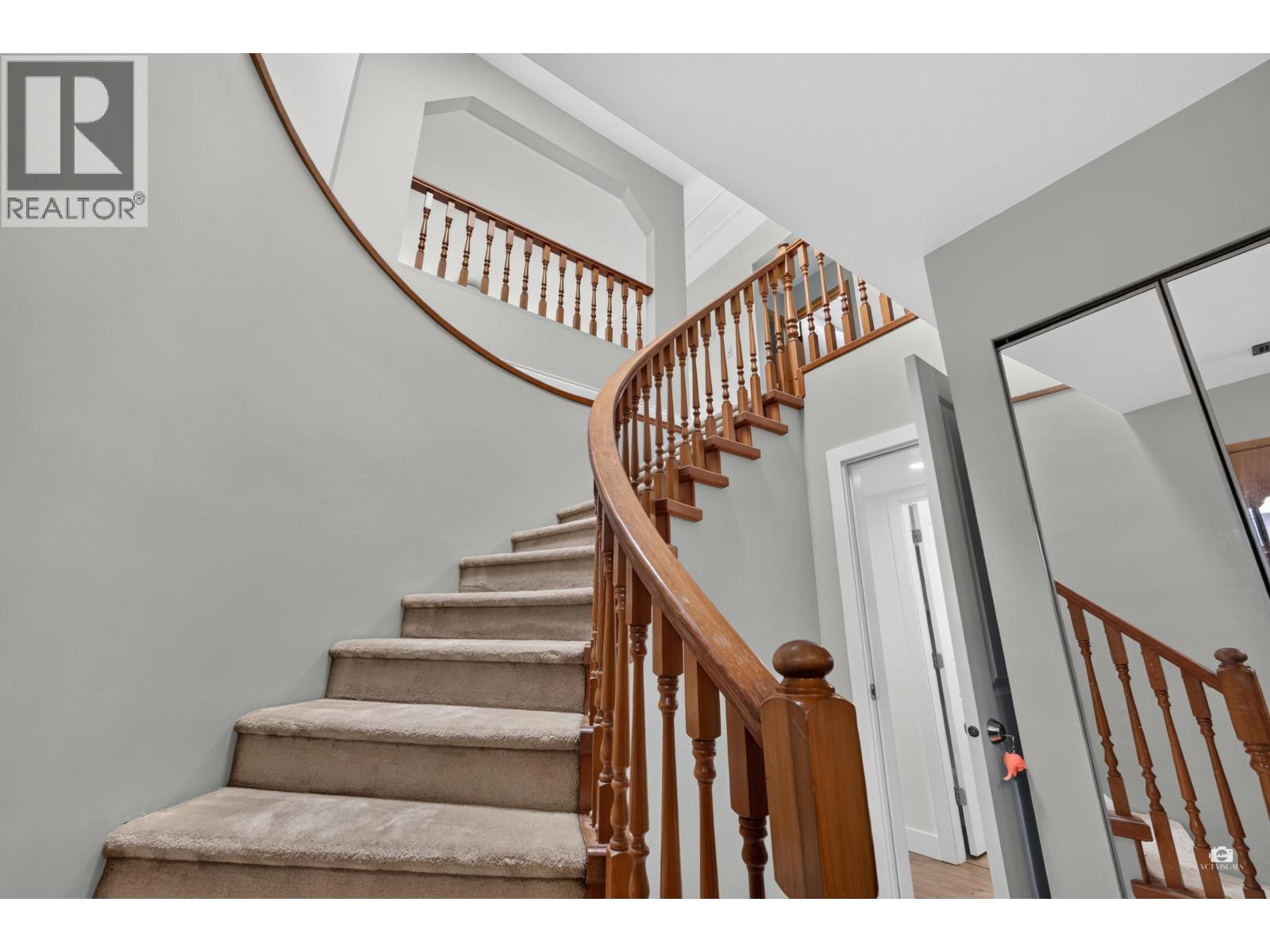 196 E 58TH AVENUE, Vancouver