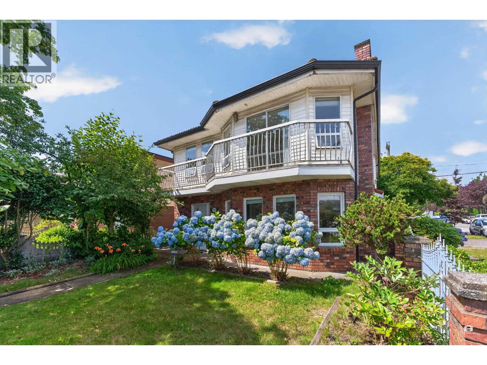 196 E 58TH AVENUE, Vancouver