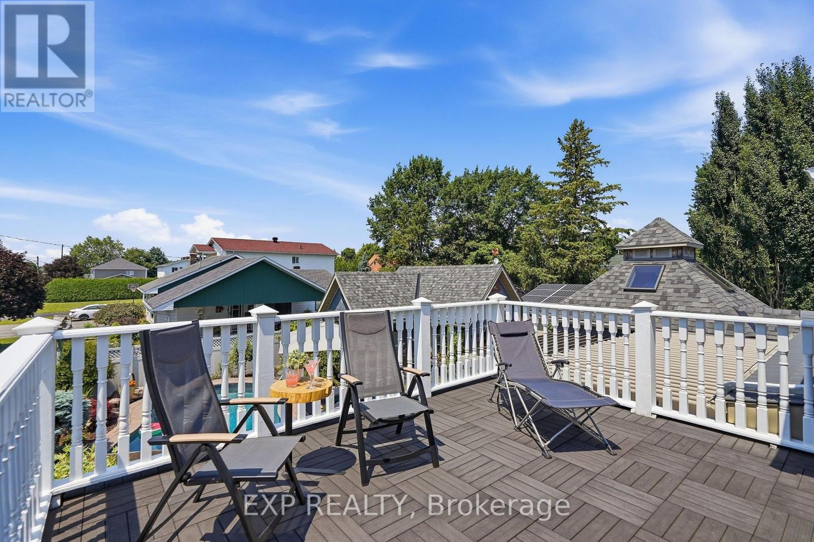 702 DOLLARD STREET - 21