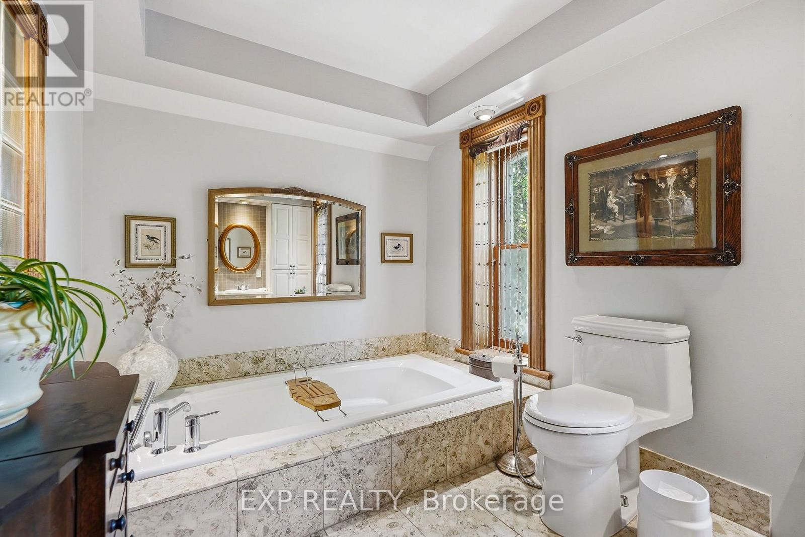 702 DOLLARD STREET - 25