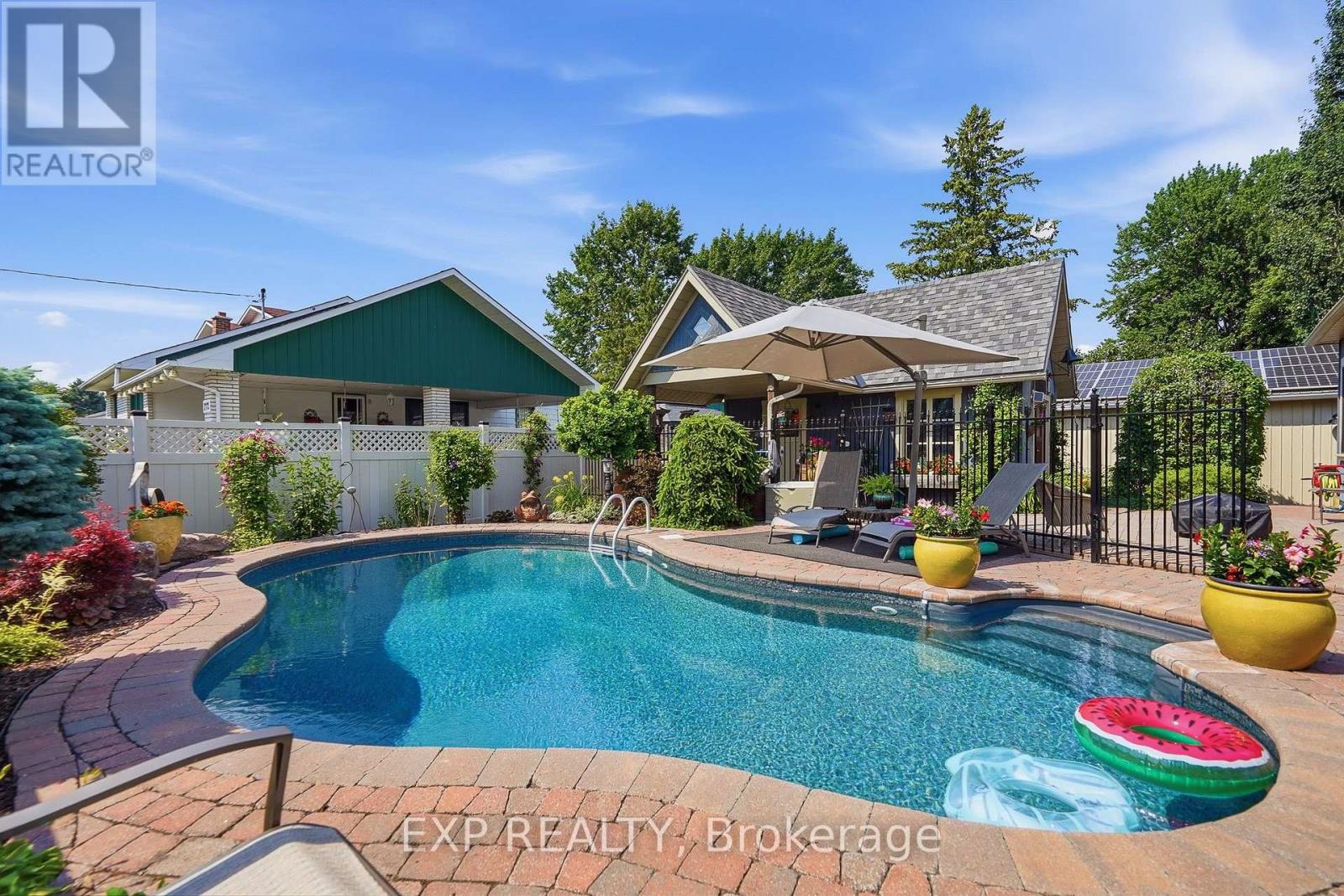 702 DOLLARD STREET - 39