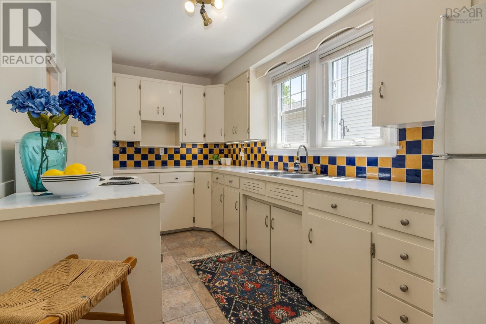 27 Esdaile Avenue - 13
