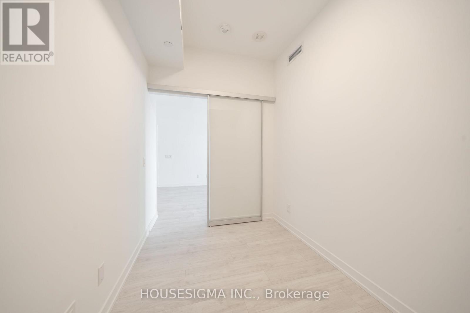 #703 181 SHEPPARD AVENUE E - 12