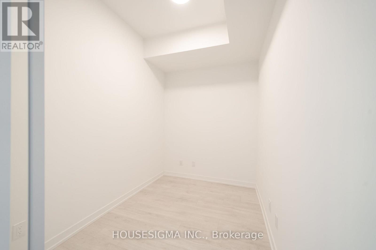 #703 181 SHEPPARD AVENUE E - 13