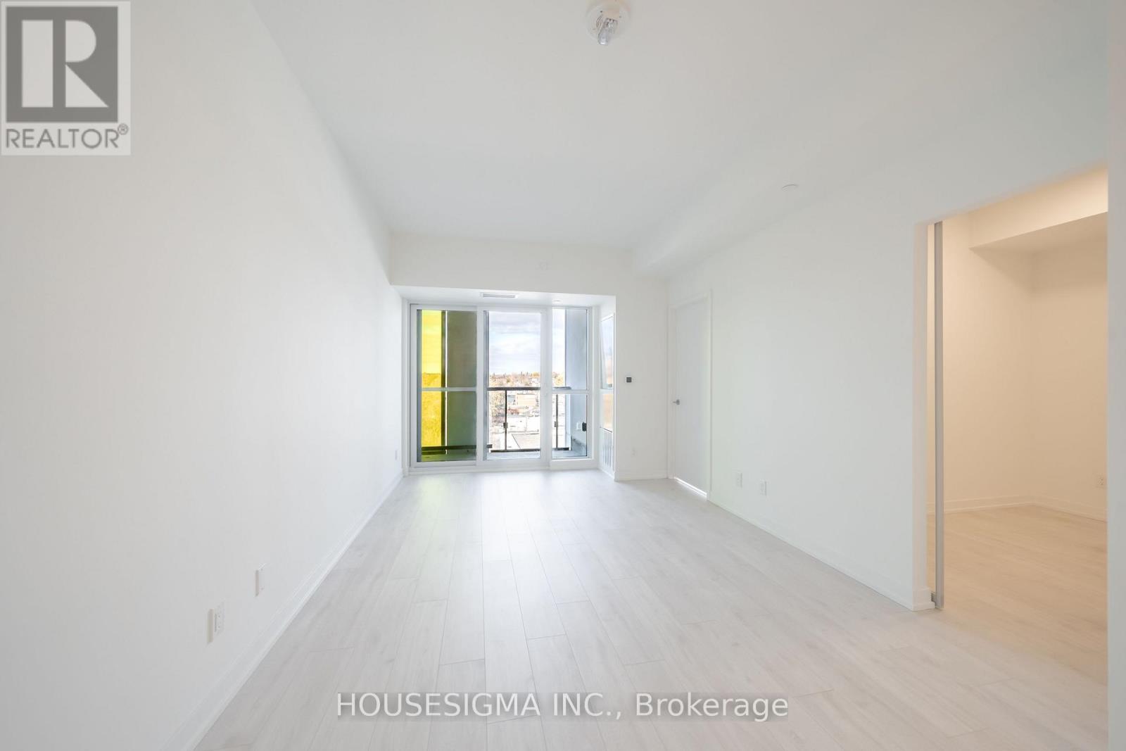 #703 181 SHEPPARD AVENUE E - 3