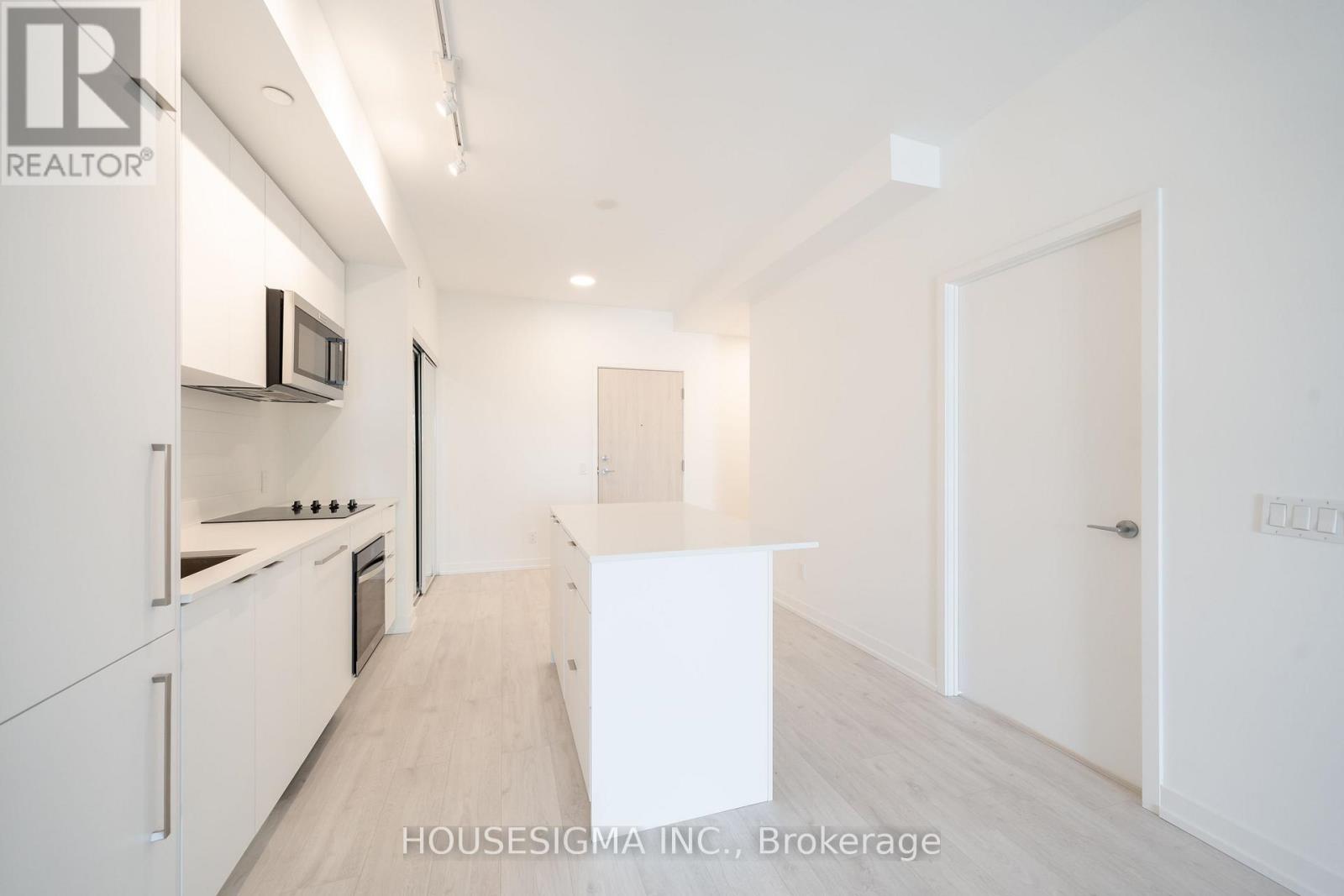 #703 181 SHEPPARD AVENUE E - 8