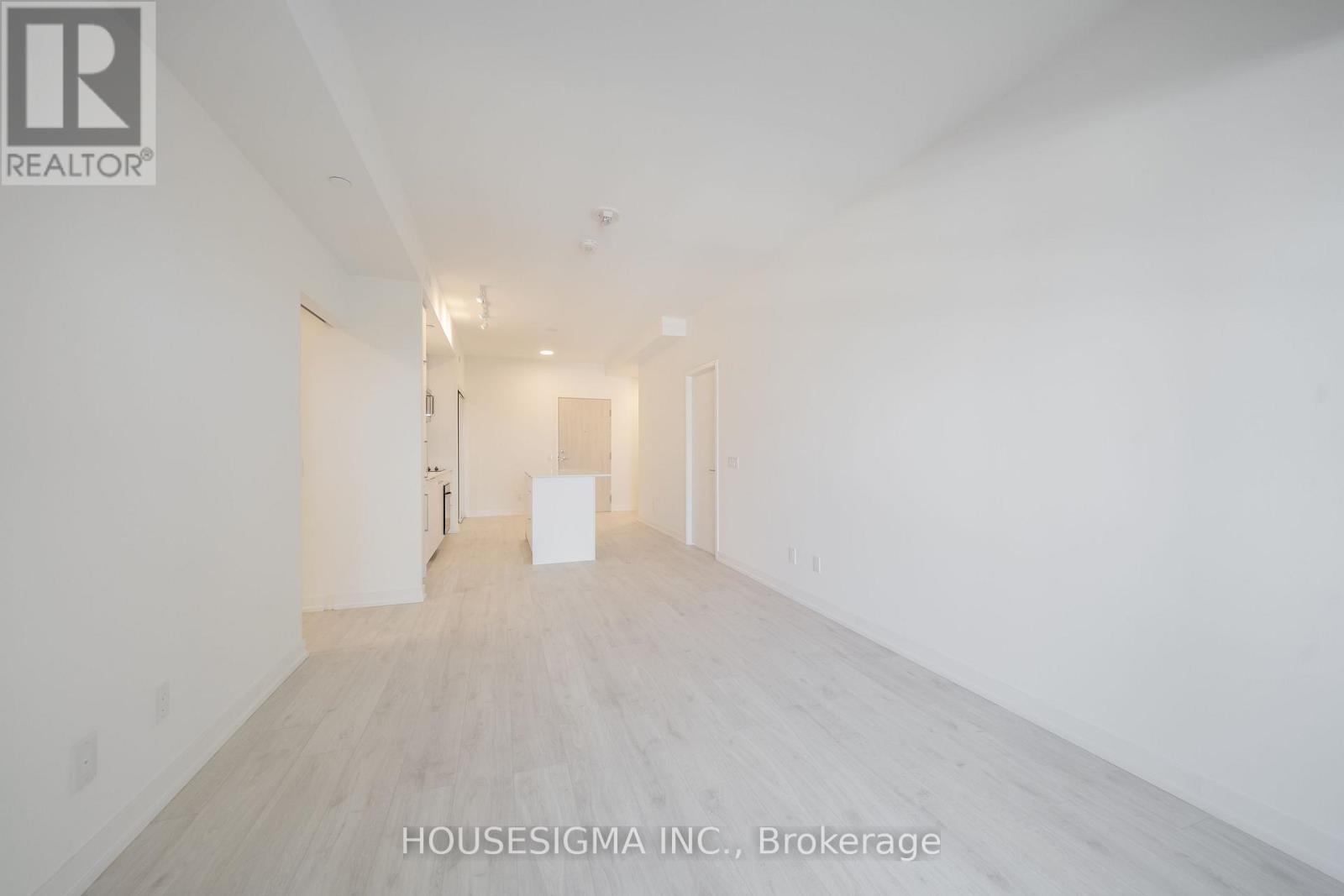 #703 181 SHEPPARD AVENUE E - 9