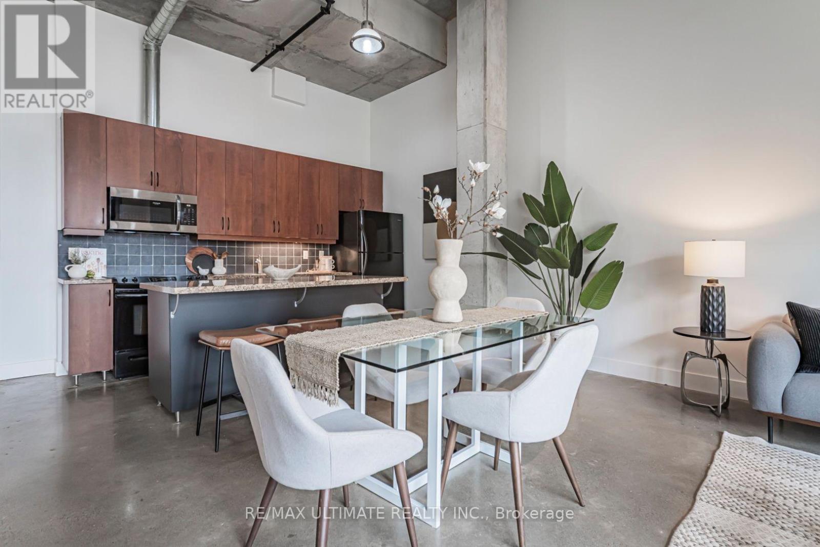 #523 68 BROADVIEW AVENUE - 15