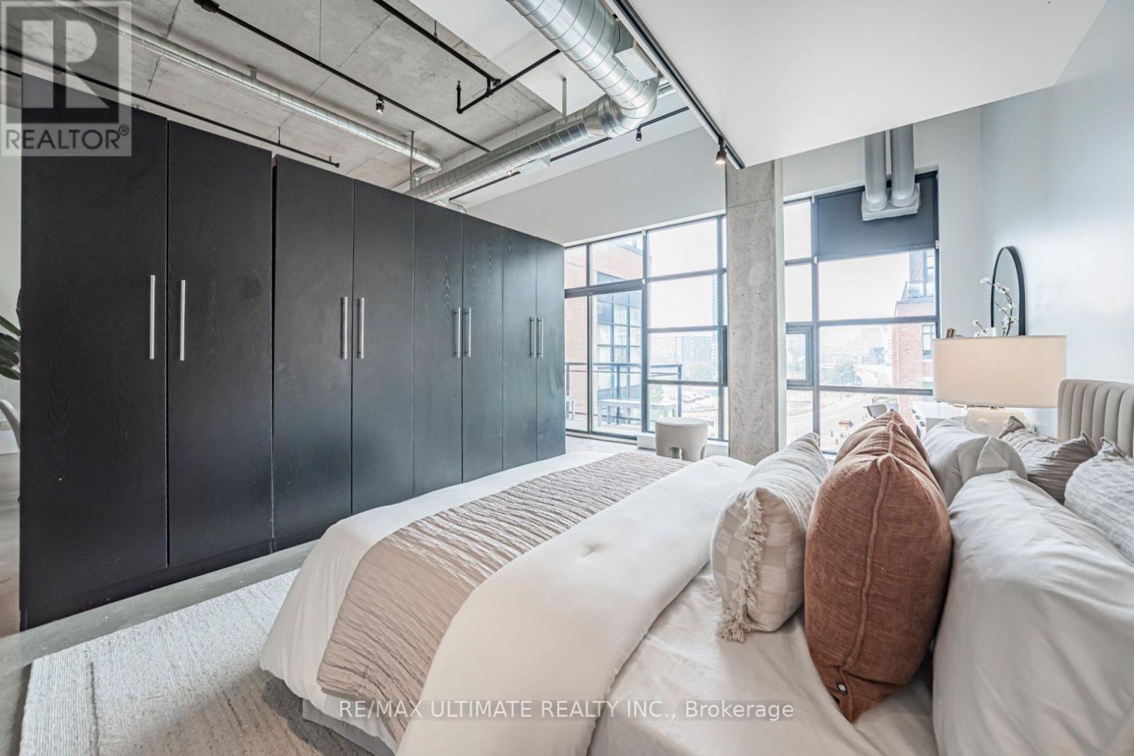 #523 68 BROADVIEW AVENUE - Image 30
