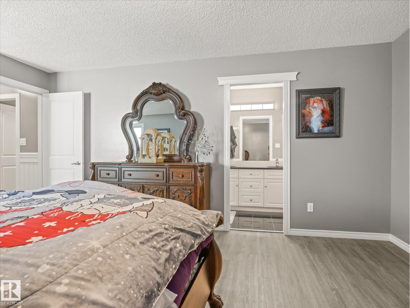 5552 190A ST NW - Image 19