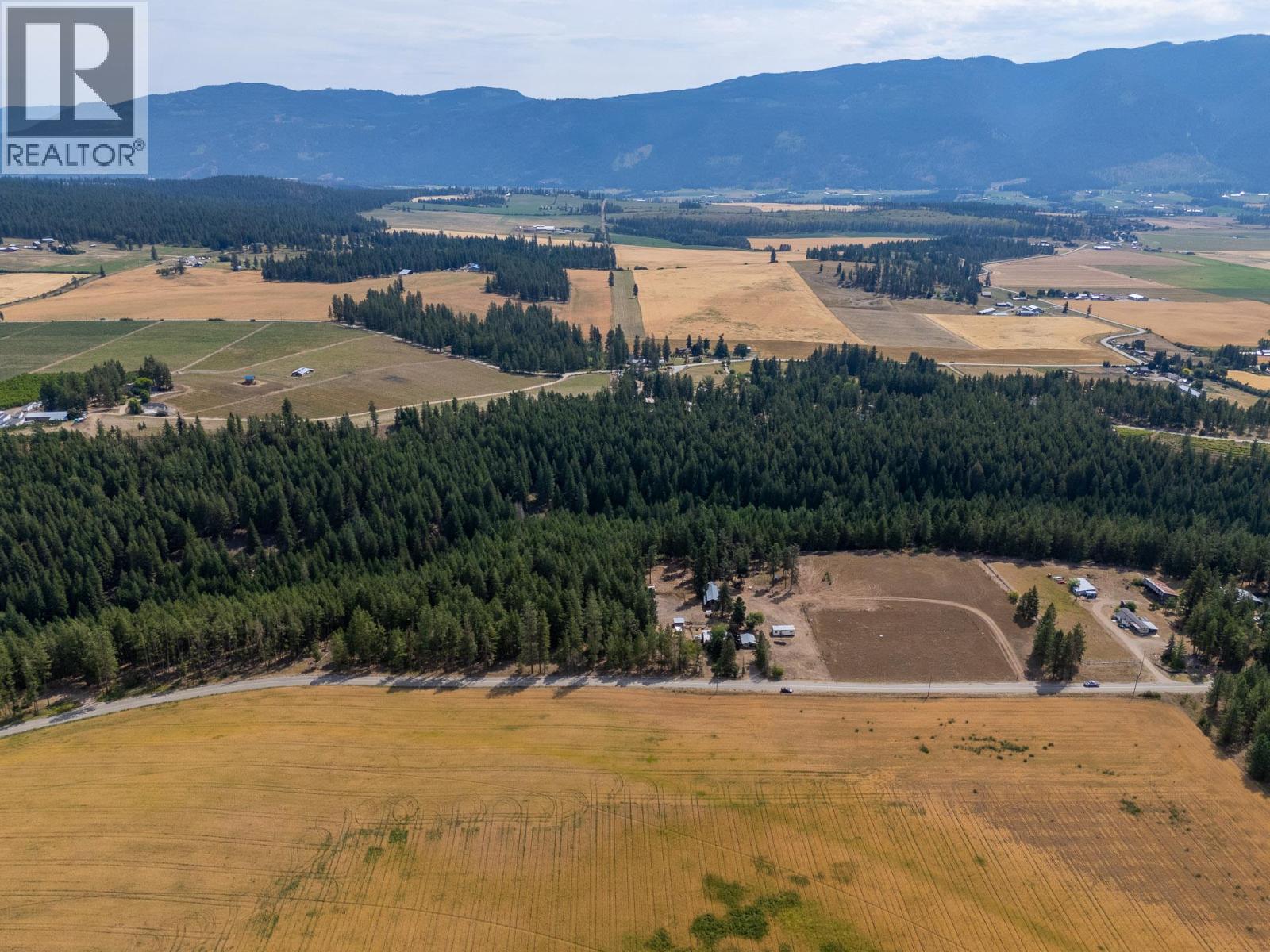  4768 Schubert Road, Spallumcheen