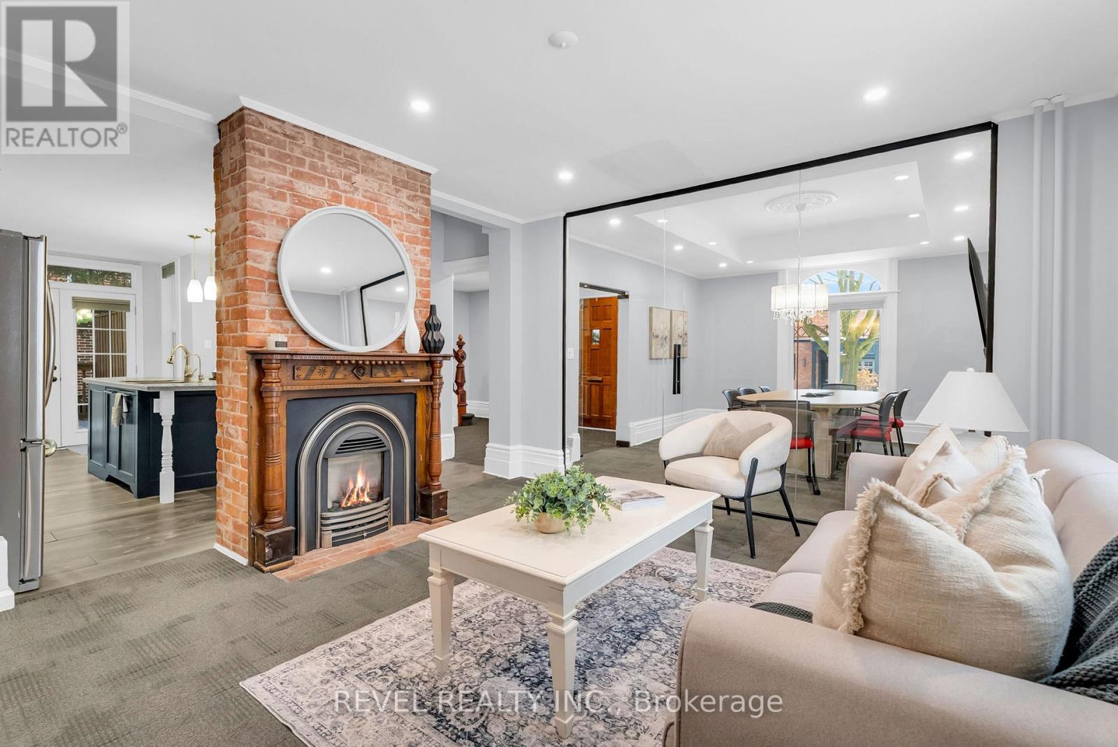 1 THIRD AVENUE - Image 14