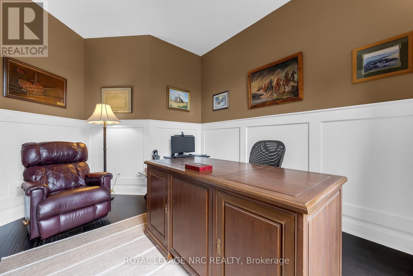 1323 EFFINGHAM STREET - 24