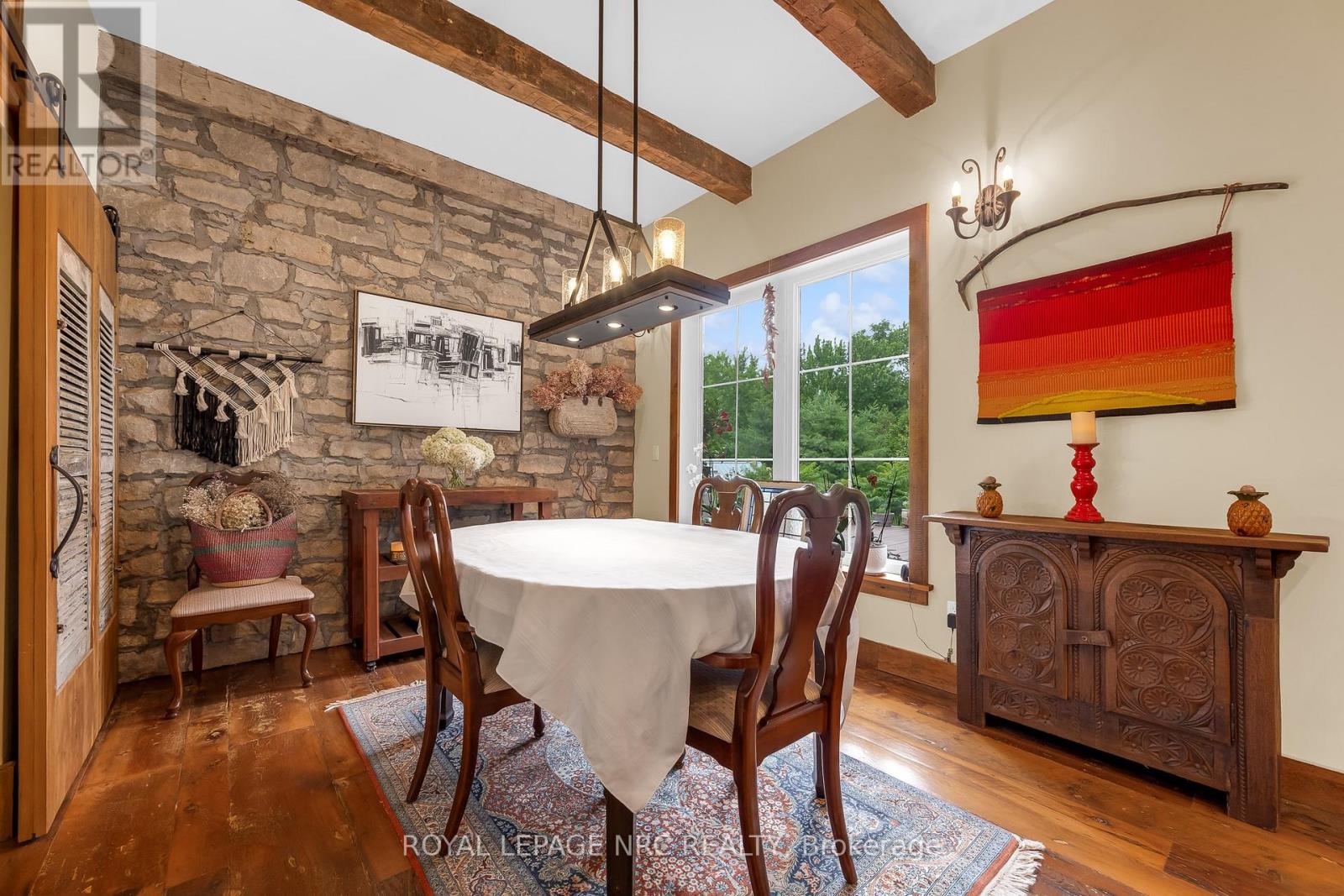 1323 EFFINGHAM STREET - 35