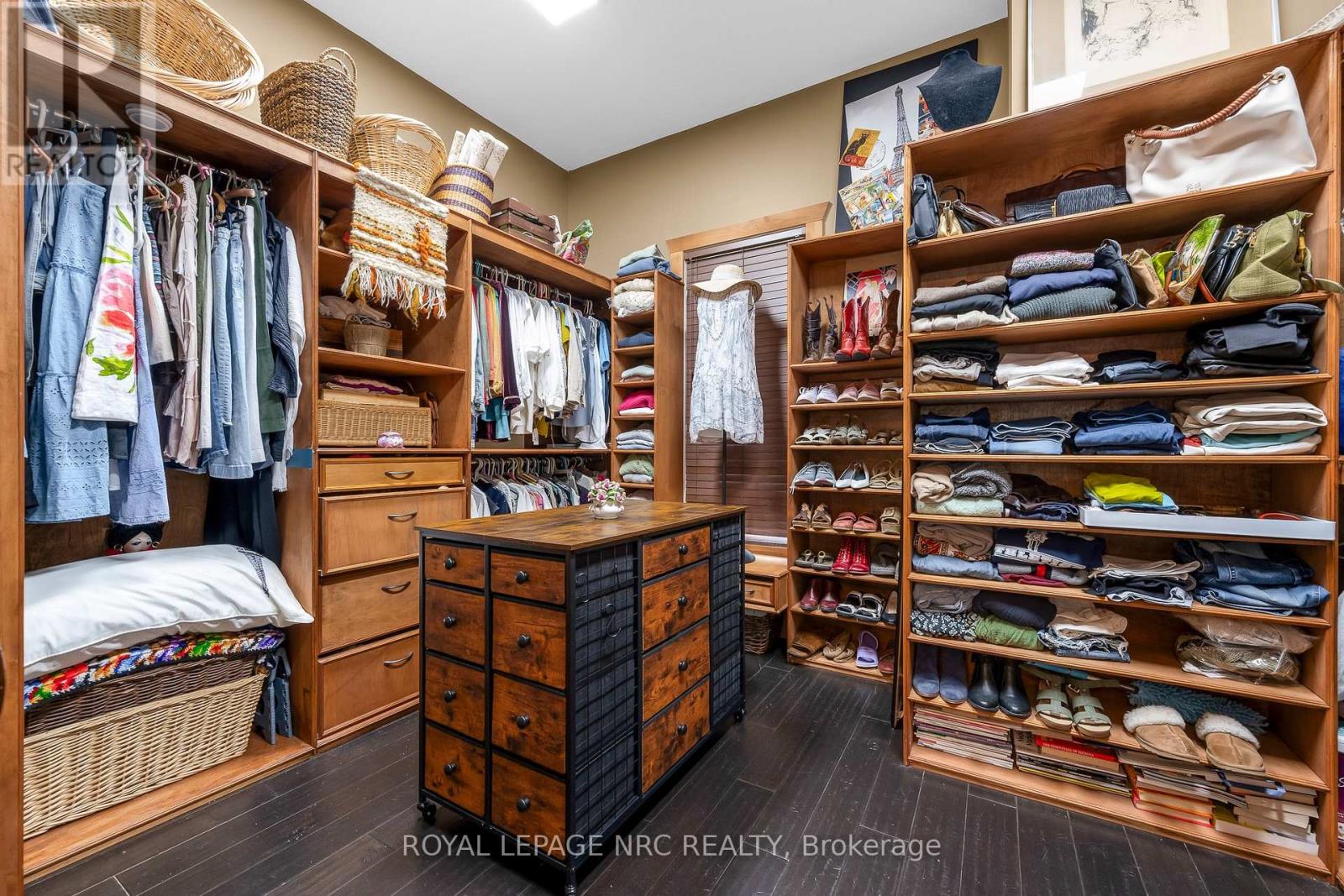 1323 EFFINGHAM STREET - 41
