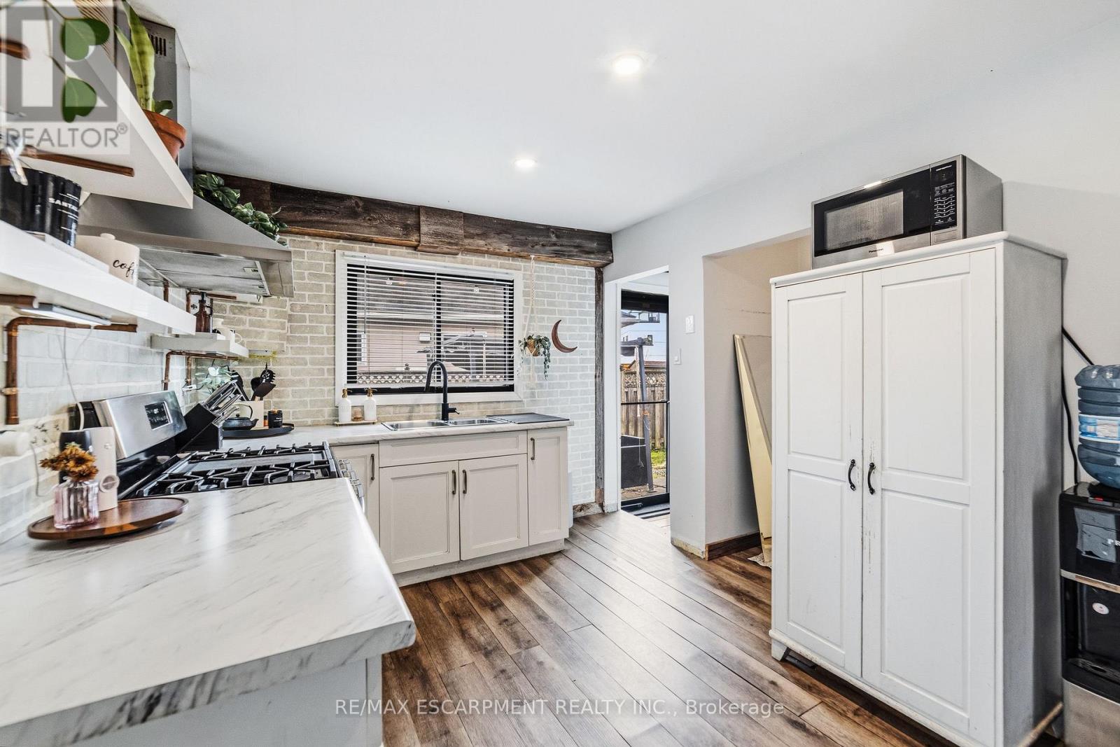 2 FAGAN STREET - 19
