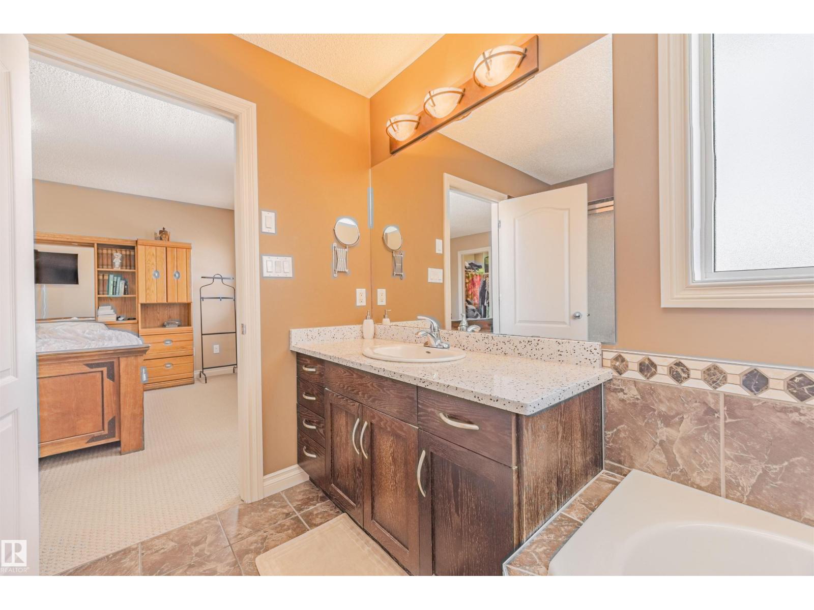 57 Homestead Crescent NW - 33