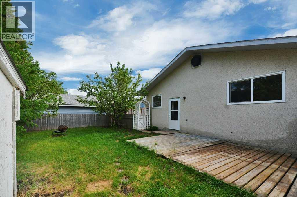 22 Blackstone Avenue - 35