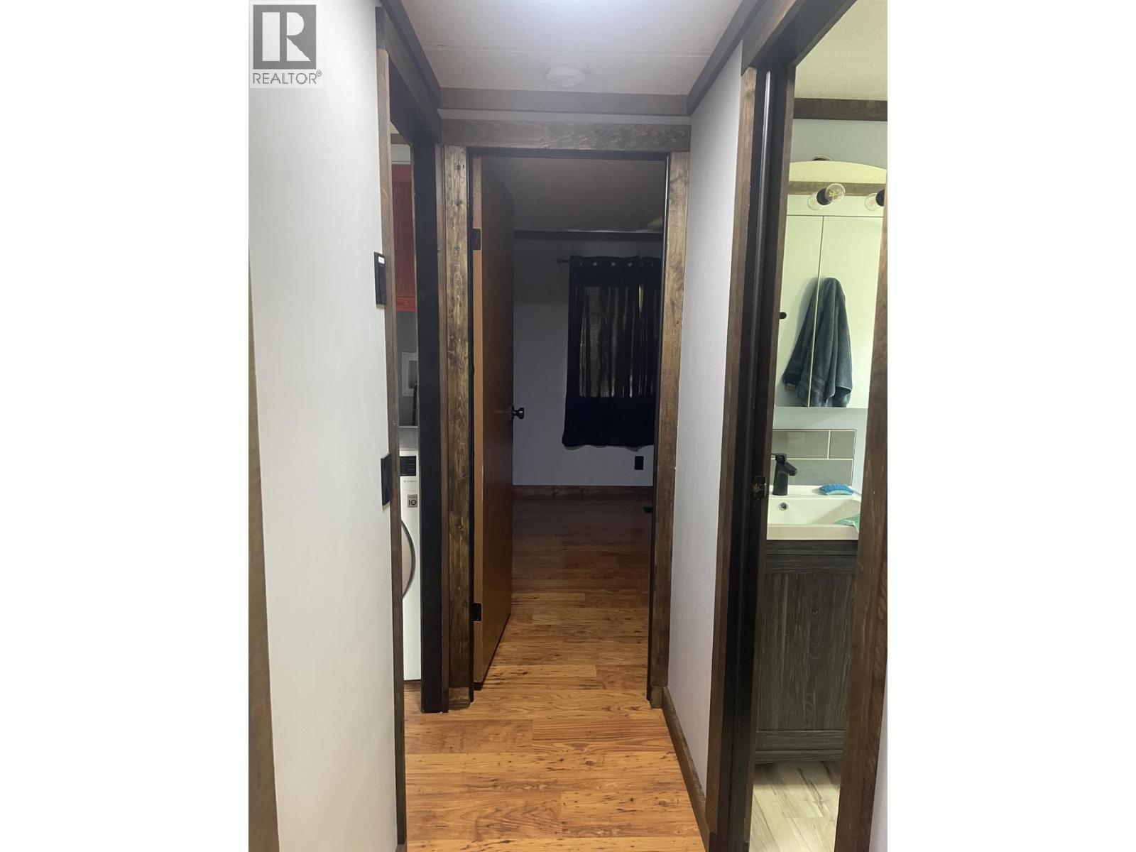 #1 3284 Queens Avenue - 39