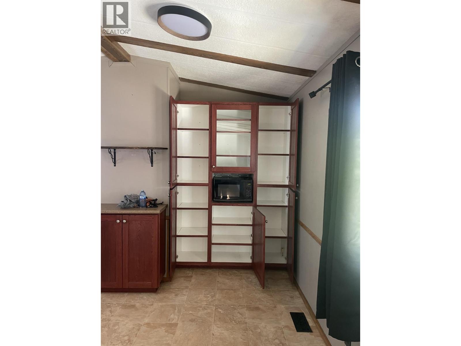 #1 3284 Queens Avenue - 51