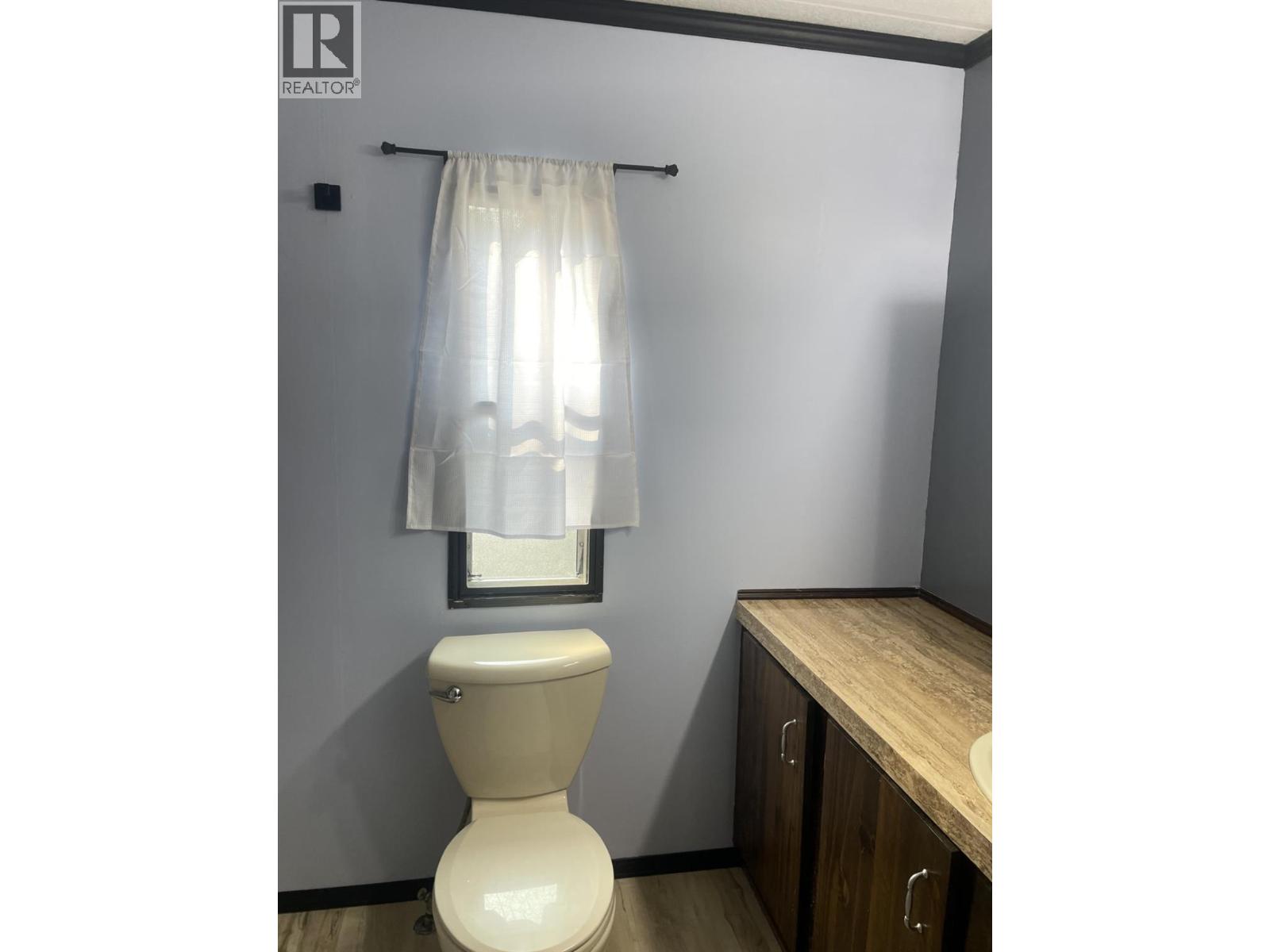 #1 3284 Queens Avenue - 57