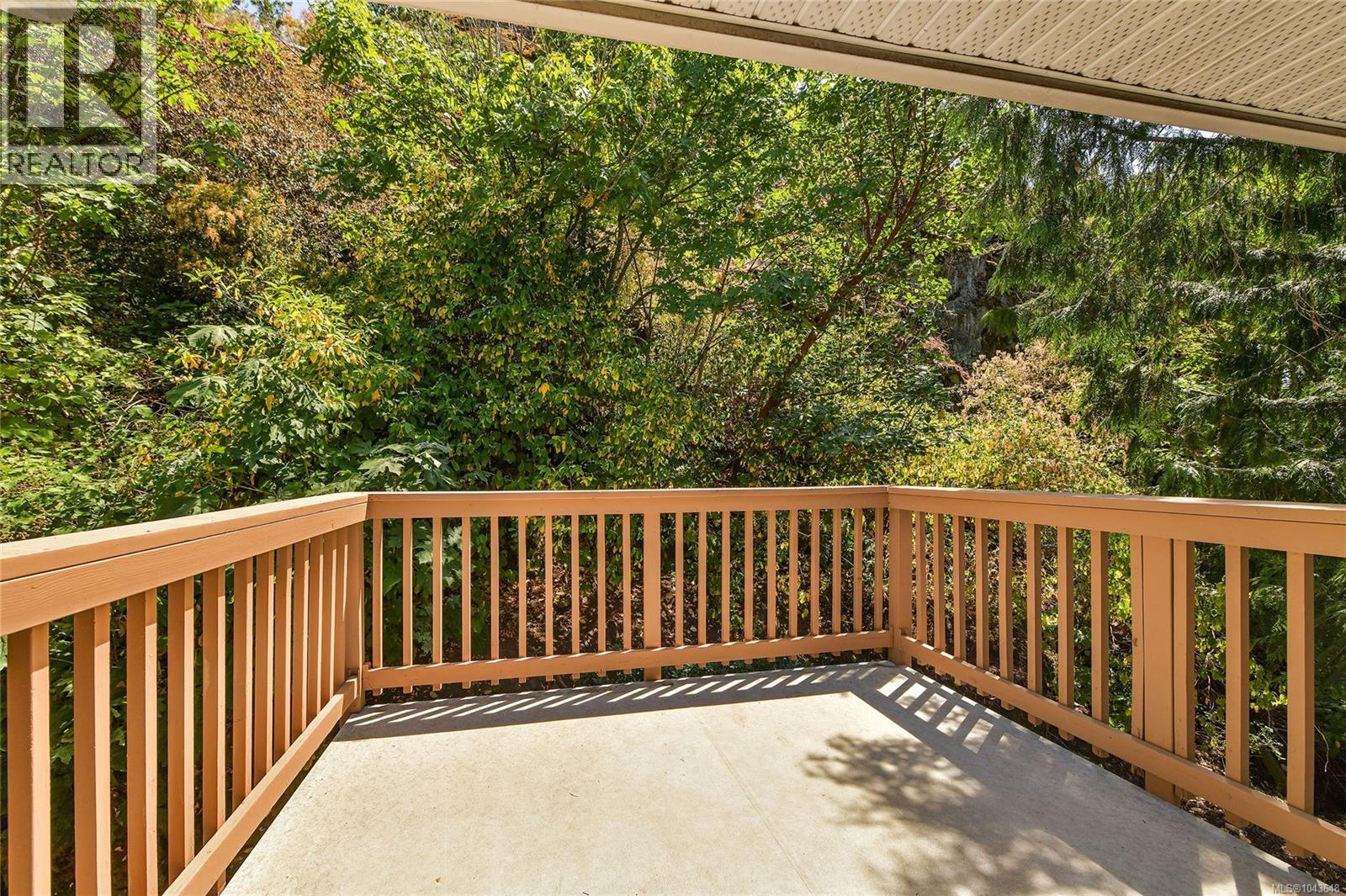 585 HANSEN Ave - 14