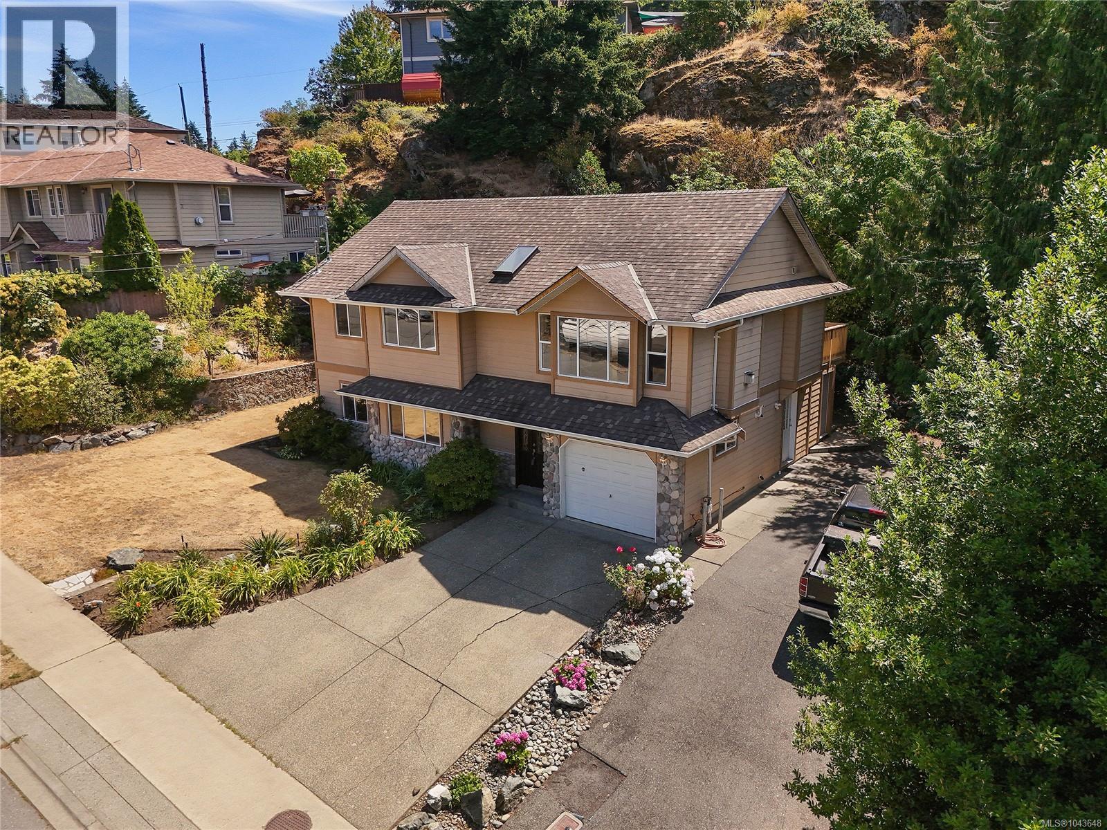 585 HANSEN Ave, Langford