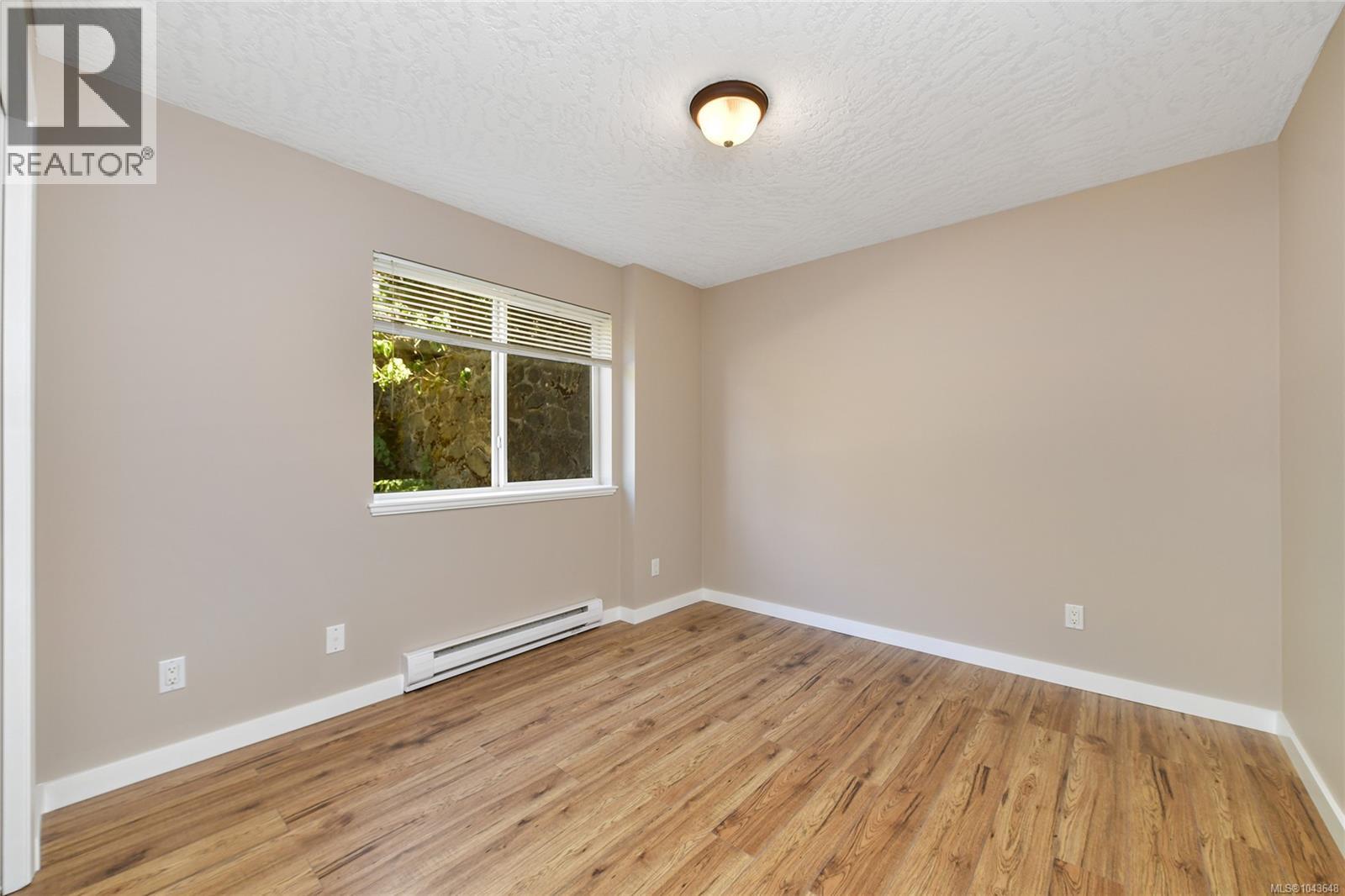 585 HANSEN Ave, Langford
