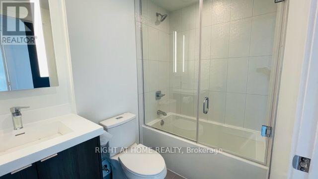 #1531 20 INN ON THE PARK DRIVE - 15