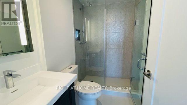 #1531 20 INN ON THE PARK DRIVE - 17