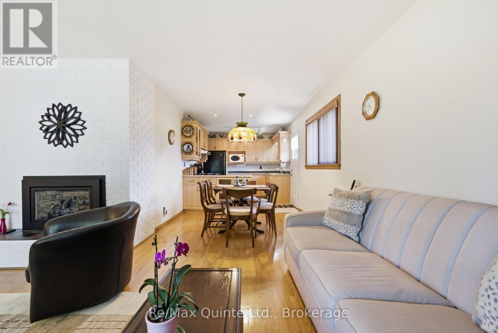 65 HUMEWOOD DRIVE - 10