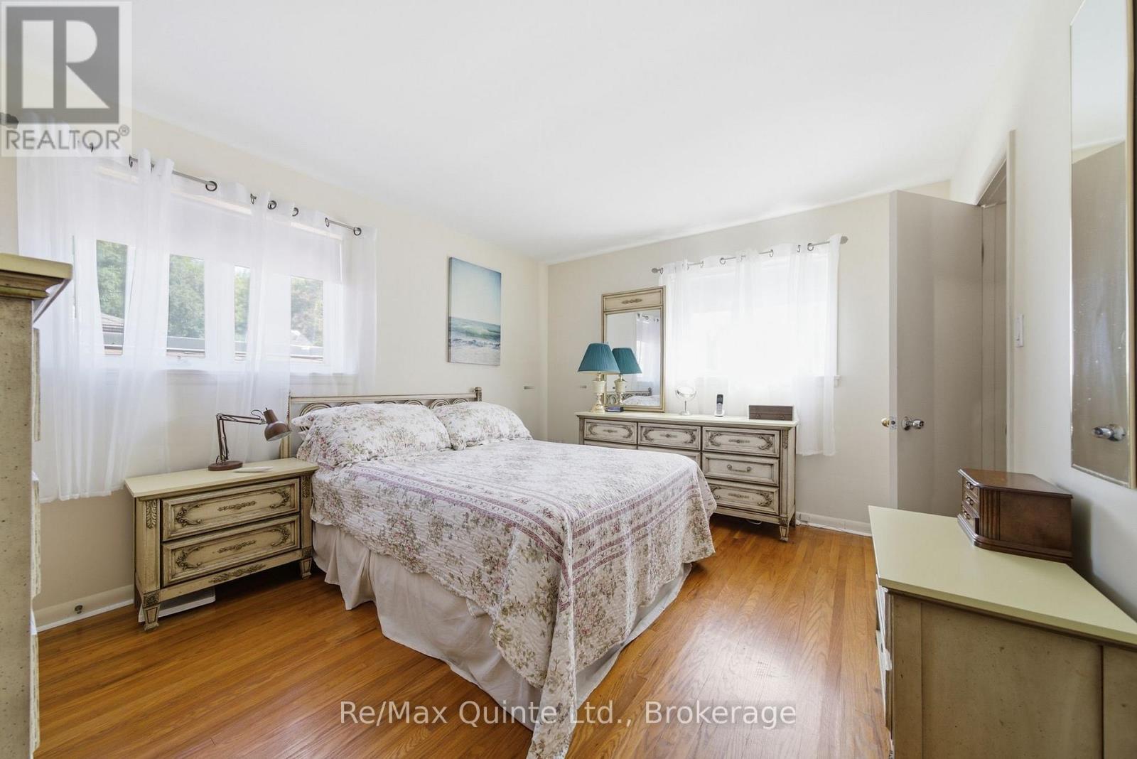 65 HUMEWOOD DRIVE - 17