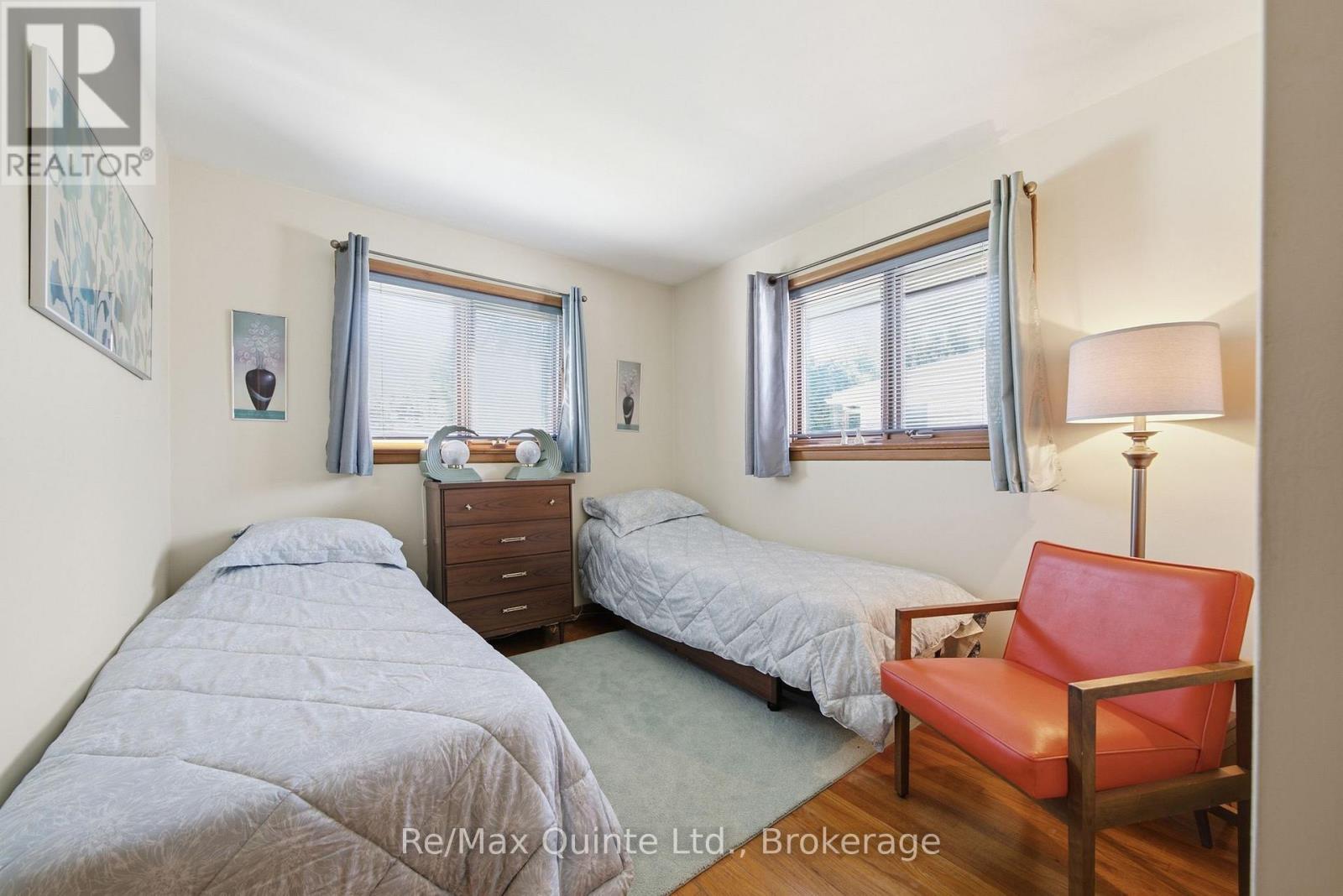 65 HUMEWOOD DRIVE - 21