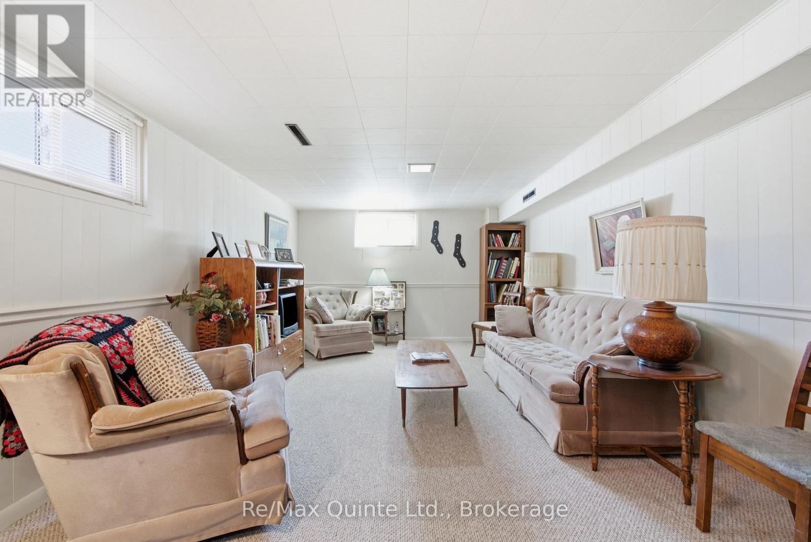 65 HUMEWOOD DRIVE - 27