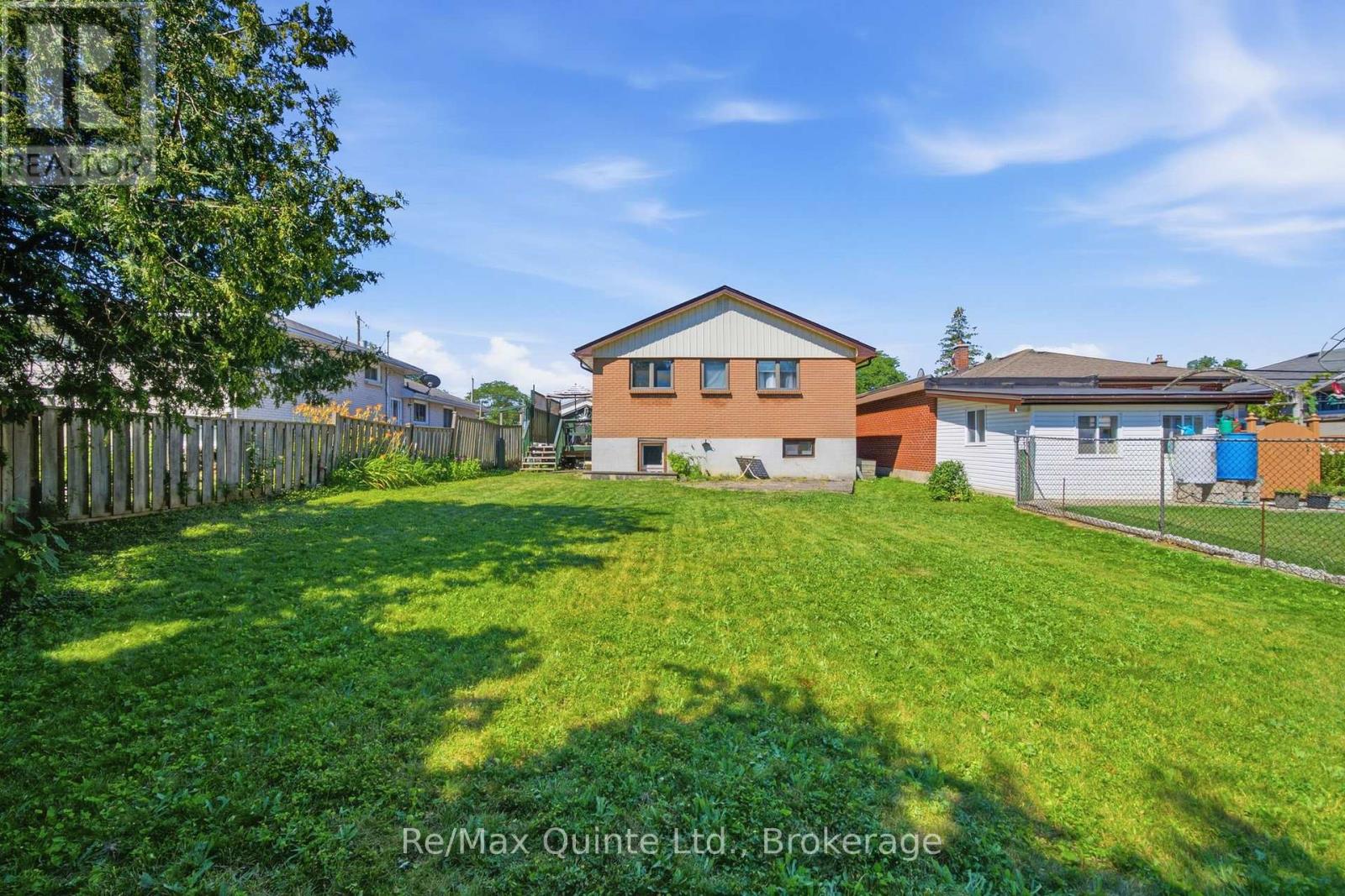 65 HUMEWOOD DRIVE - 34