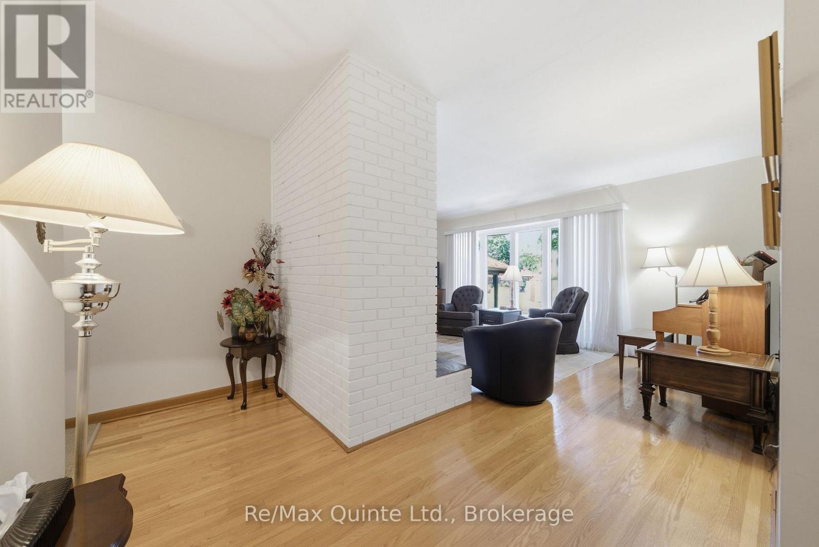 65 HUMEWOOD DRIVE - Image 9