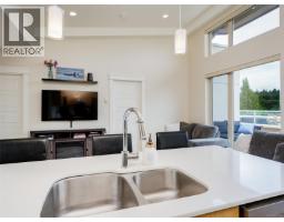 401 7161 West Saanich Rd, Central Saanich, BC V8M1P7 Photo 33