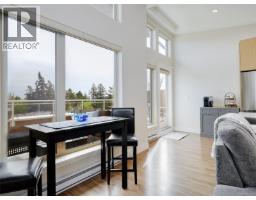 Kitchen - 401 7161 West Saanich Rd, Central Saanich, BC V8M1P7 Photo 8