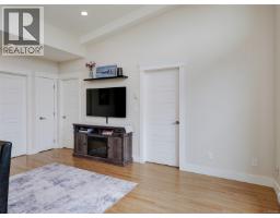 401 7161 West Saanich Rd, Central Saanich, BC V8M1P7 Photo 36