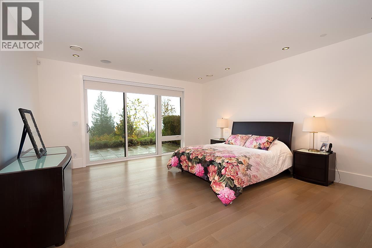 3028 BURFIELD PLACE, West Vancouver
