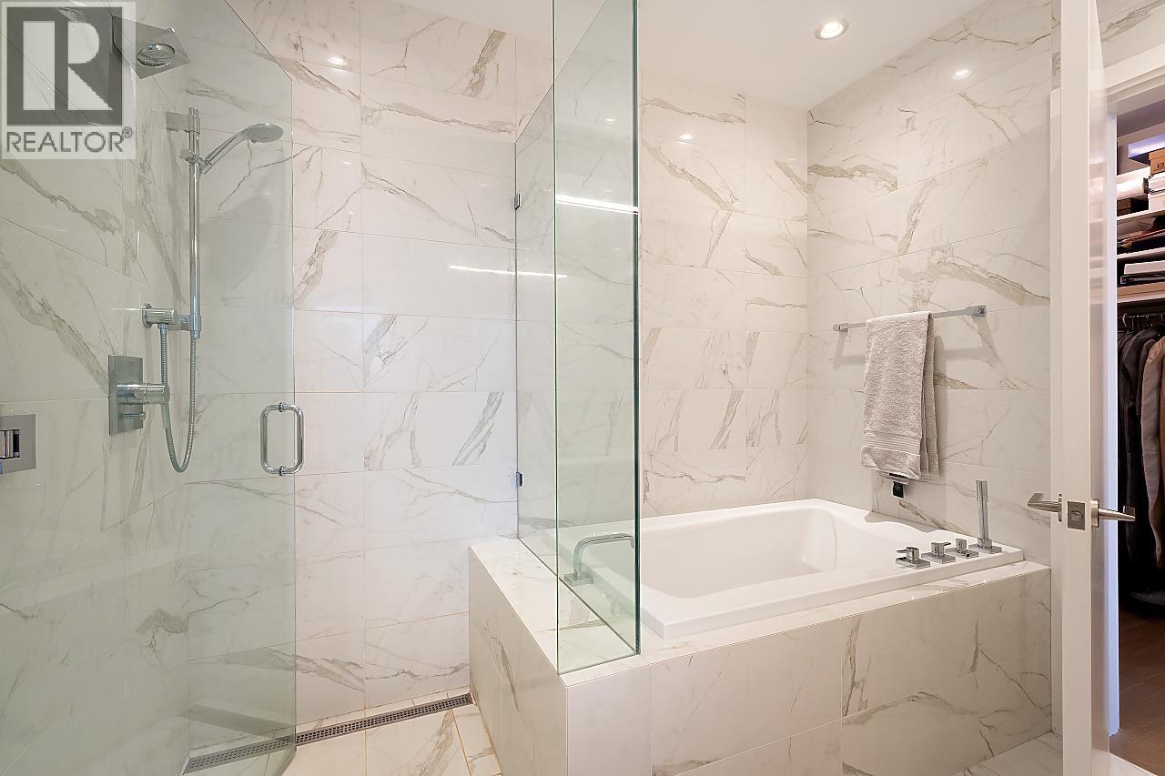 3028 BURFIELD PLACE, West Vancouver