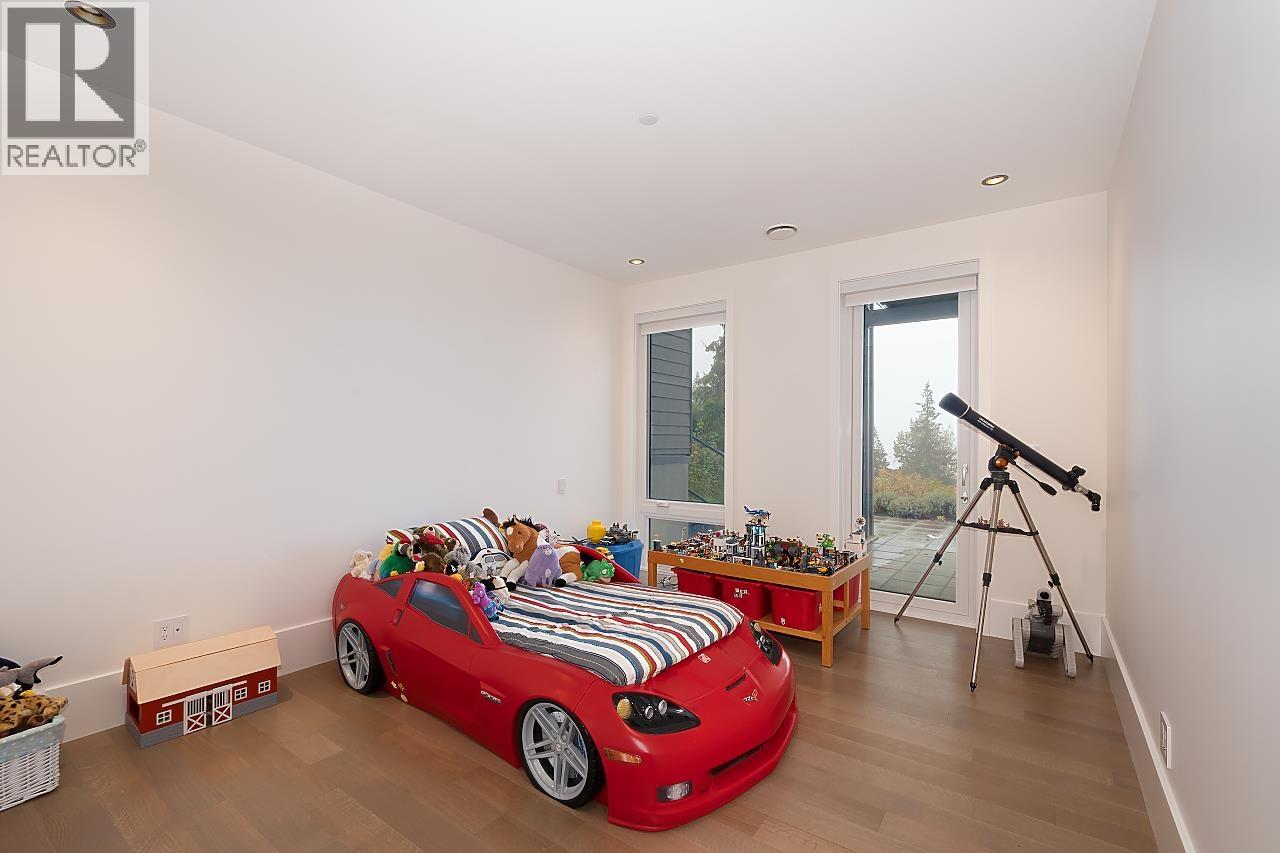 3028 BURFIELD PLACE, West Vancouver