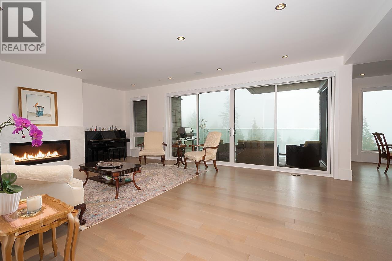 3028 BURFIELD PLACE, West Vancouver