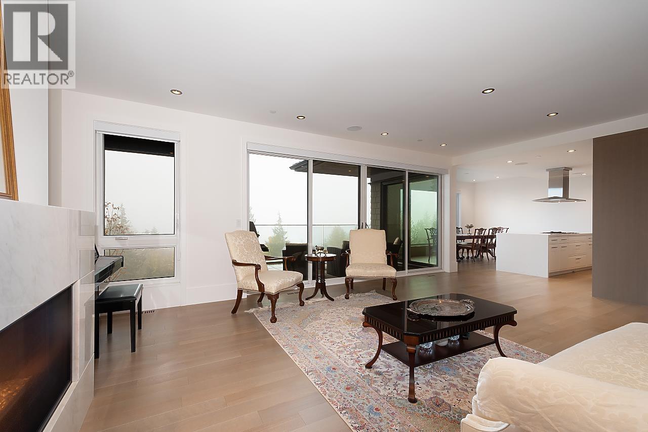 3028 BURFIELD PLACE, West Vancouver