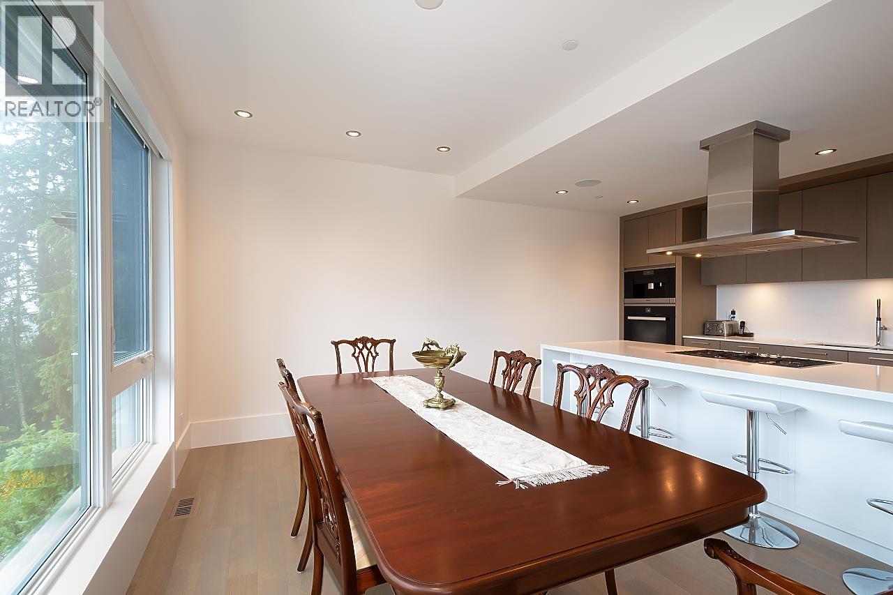 3028 BURFIELD PLACE, West Vancouver