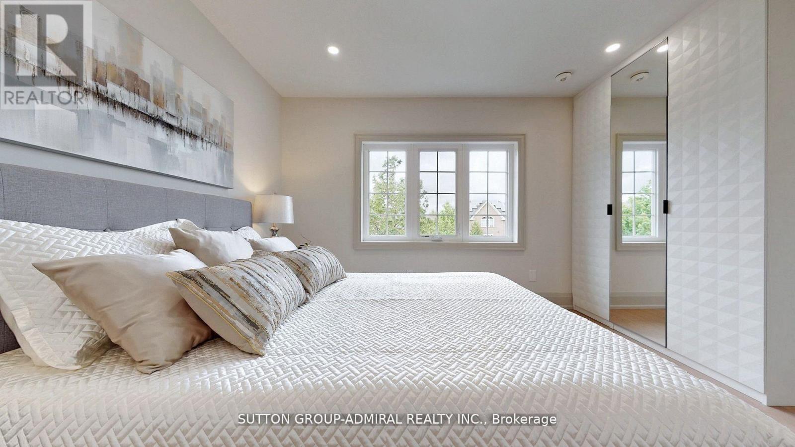 470 DOUBLETREE LANE - 29