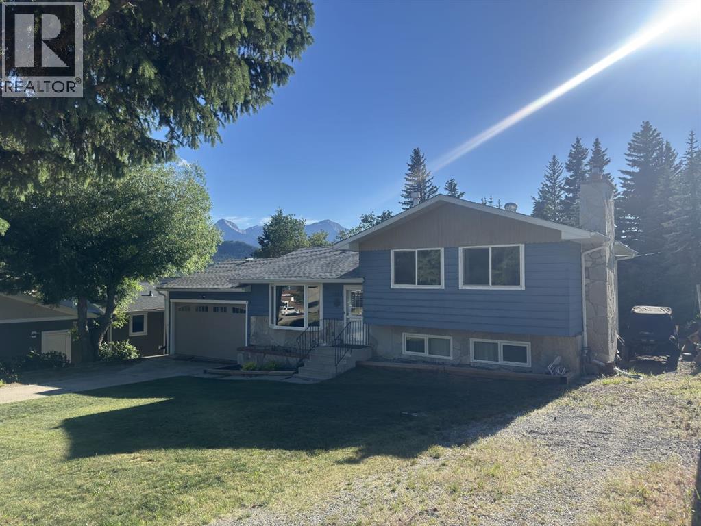 2802 77 Street - 2